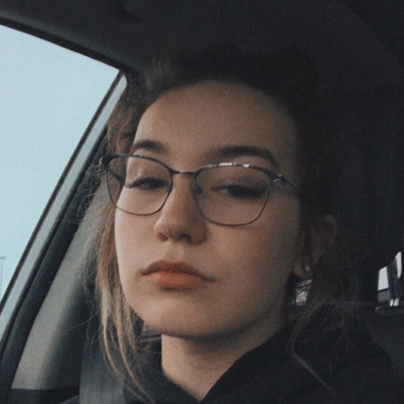 Monica Sinclair - Picture 3 of 3